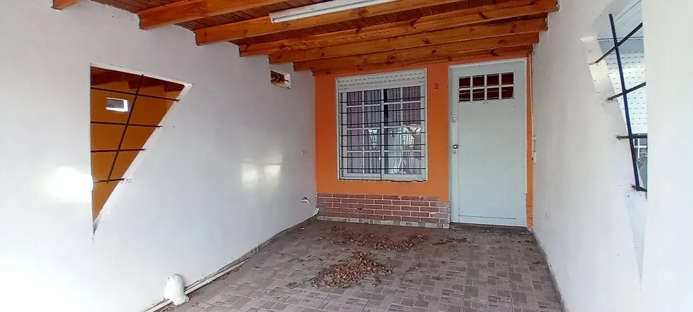 Duplex En Venta En Santa Teresita Gas Conectado. Centro!