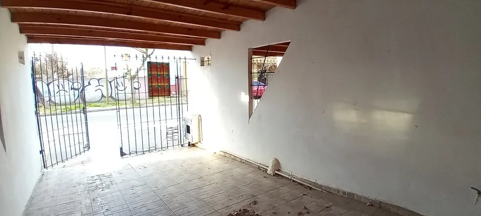 Duplex En Venta En Santa Teresita Gas Conectado. Centro!