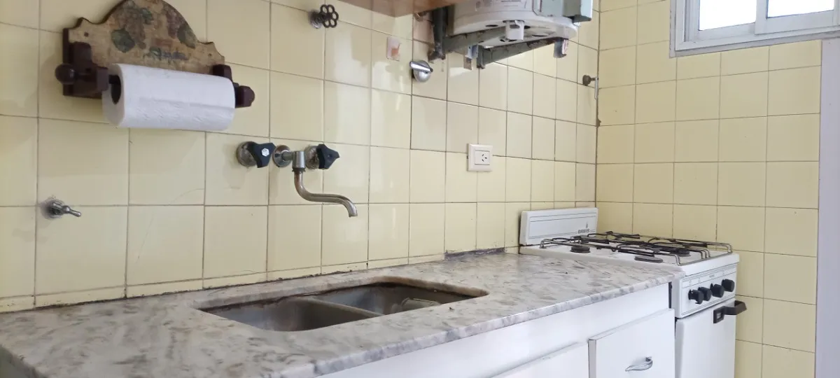 Departamento De 3 Ambientes En Pleno Centro A 200m Del Mar