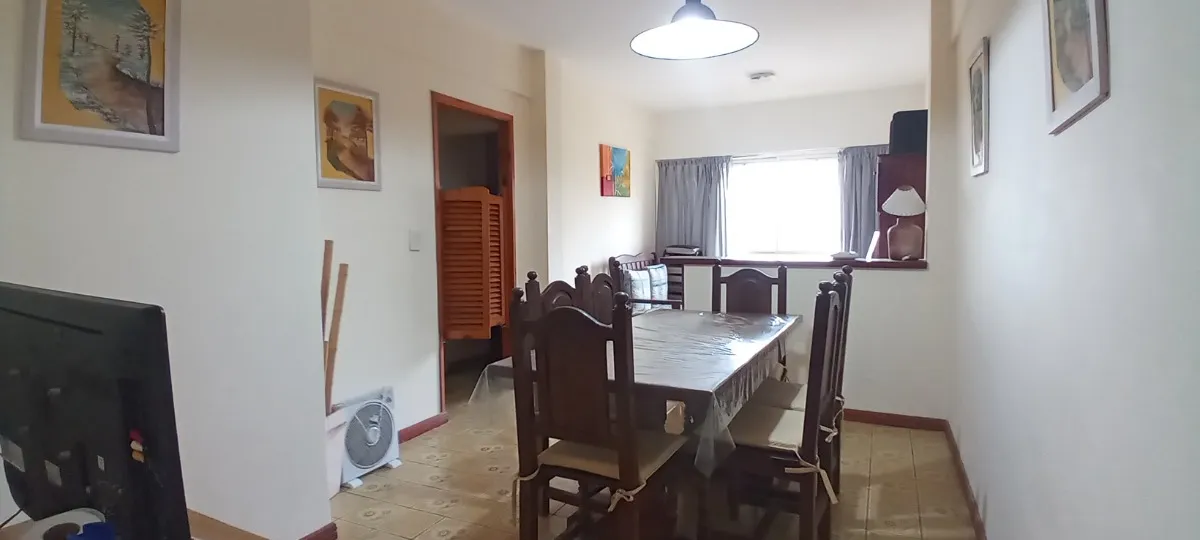 Departamento De 3 Ambientes En Pleno Centro A 200m Del Mar