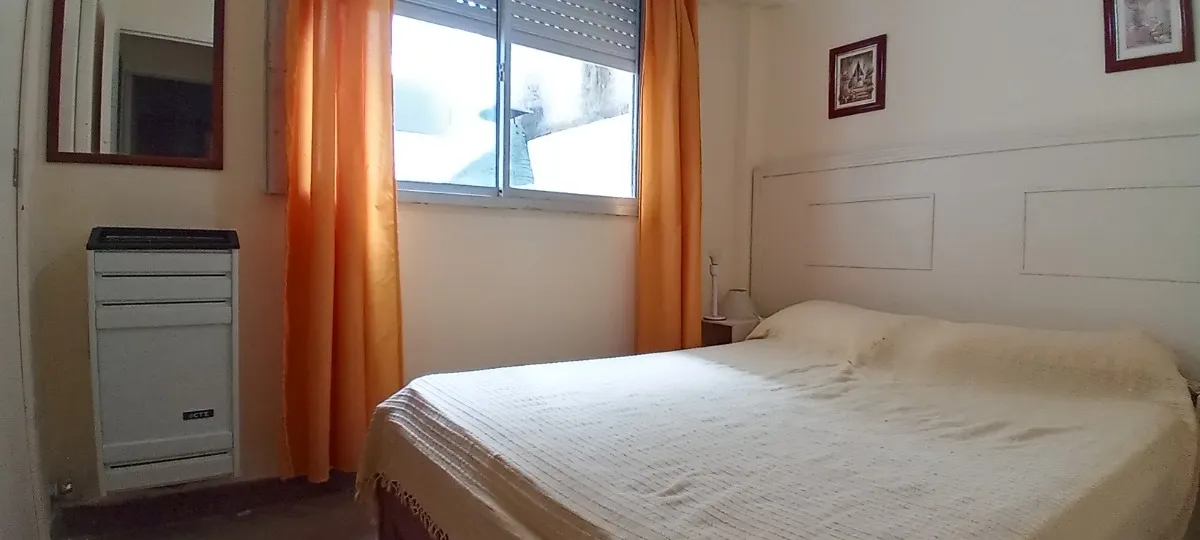 Departamento De 3 Ambientes En Pleno Centro A 200m Del Mar
