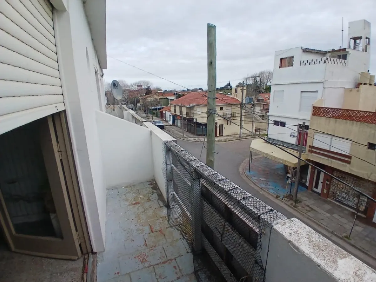 Departamento Con Balcón A 200m Del Mar
