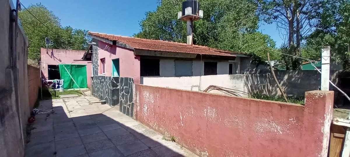 Oferta          2 Casas Al Precio De 1 !!   U$s 60.000 Por Todo!!
