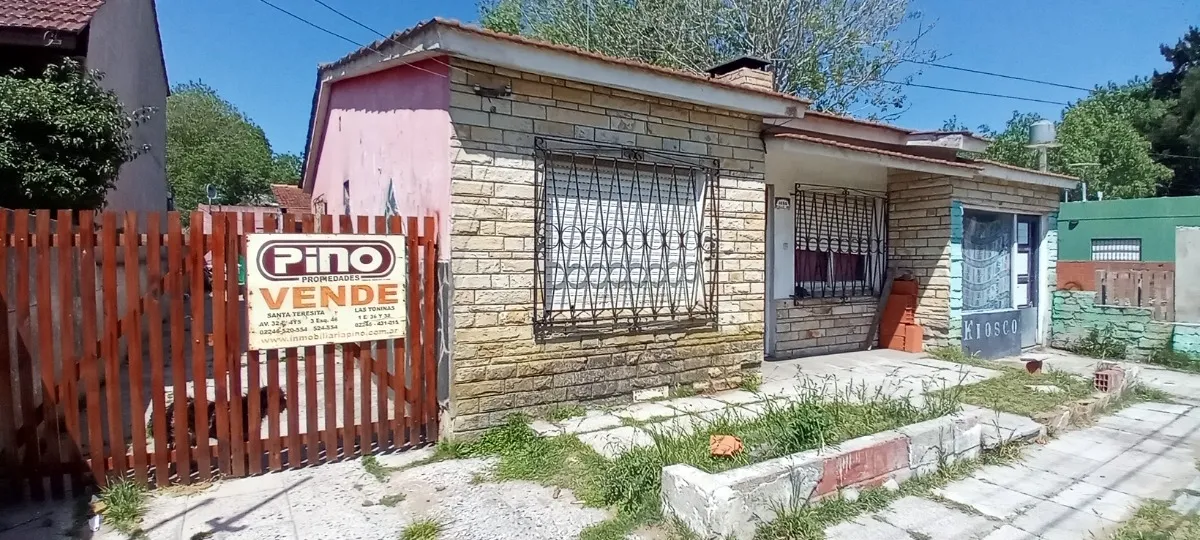 Oferta          2 Casas Al Precio De 1 !!   U$s 60.000 Por Todo!!