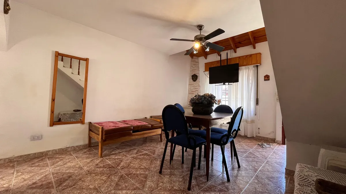 Dúplex En Venta En Santa Teresita Con Cochera