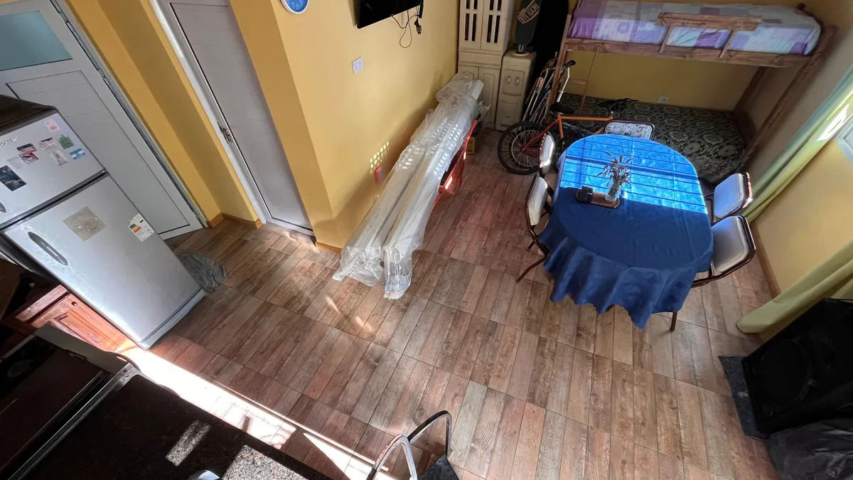 Casa En Venta En Barrio Parque Golf Con Jardín y lote libre