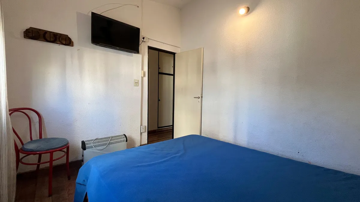Departamento En Venta En Centro Santa Teresita Con Patio