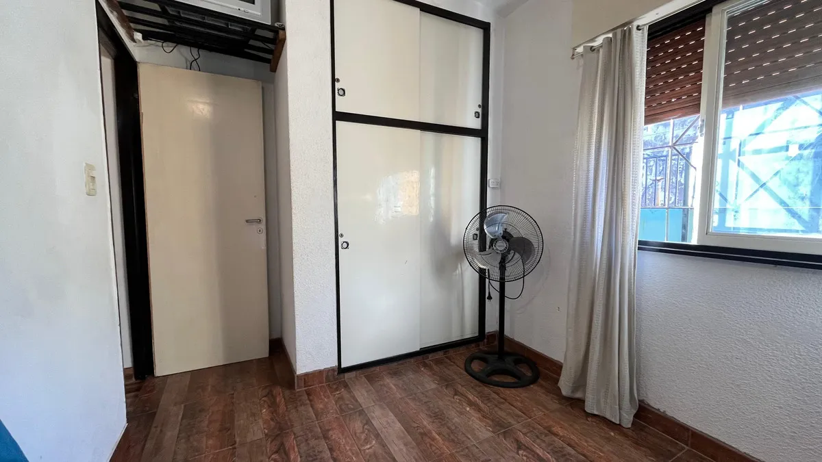 Departamento En Venta En Centro Santa Teresita Con Patio