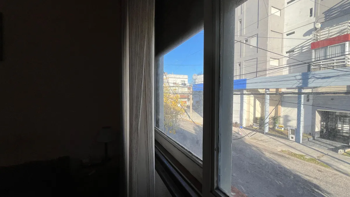 Departamento En Venta En Centro Santa Teresita Con Patio