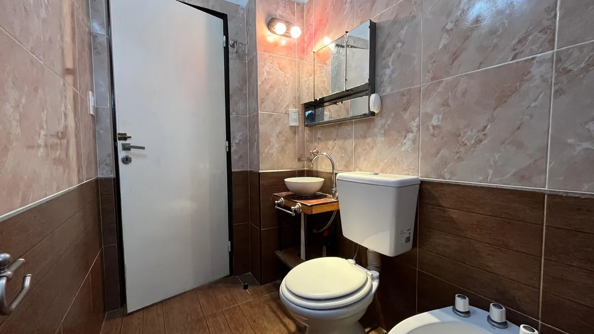 Departamento En Venta En Centro Santa Teresita Con Patio