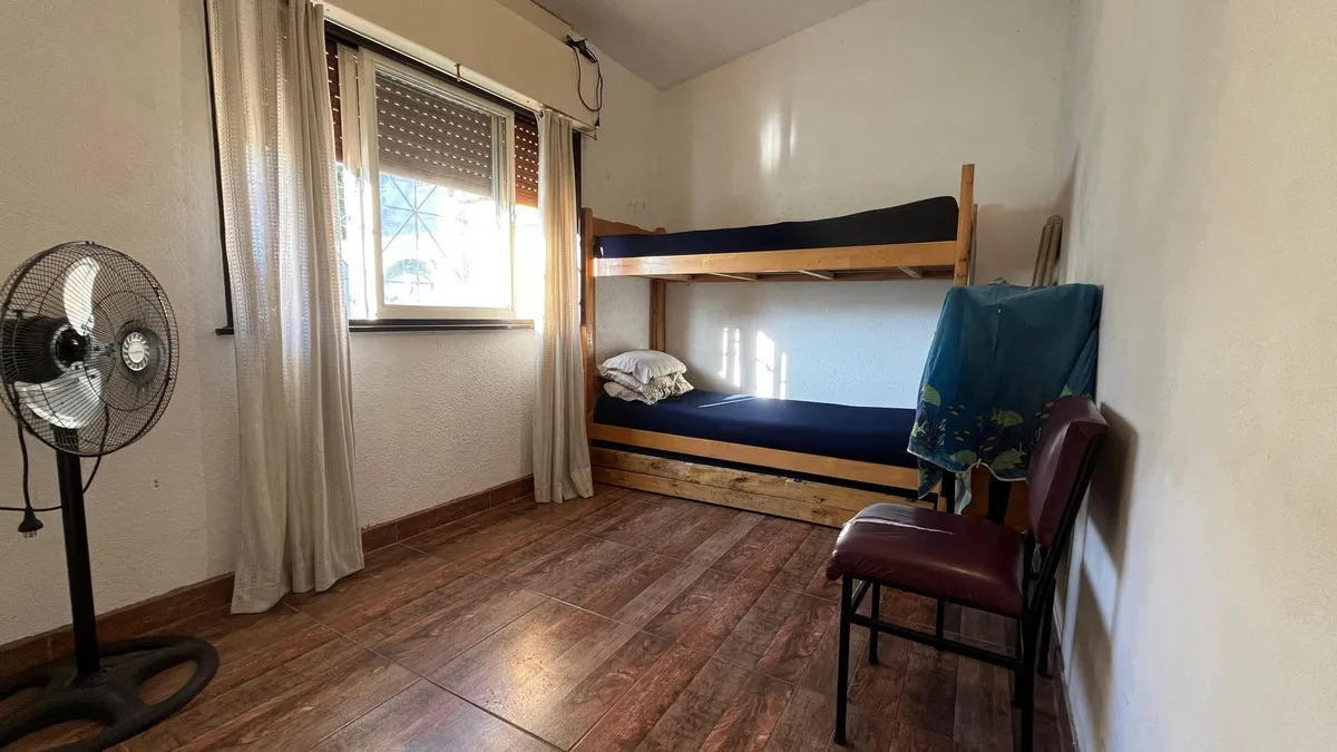 Departamento En Venta En Centro Santa Teresita Con Patio