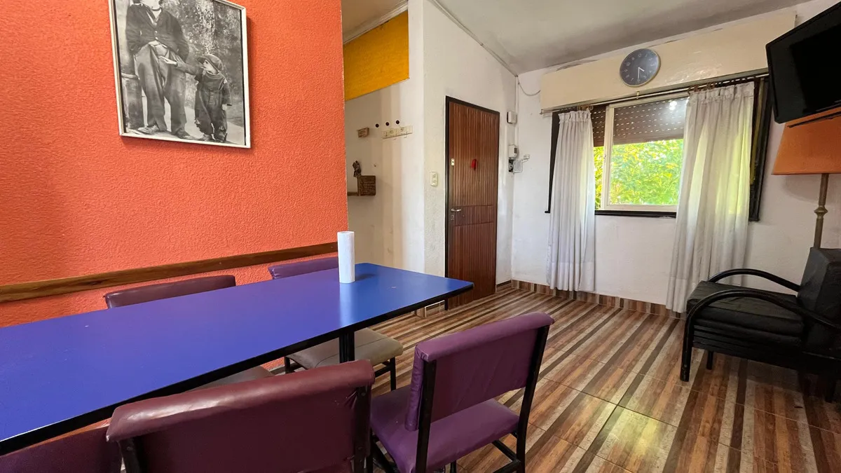 Departamento En Venta En Centro Santa Teresita Con Patio