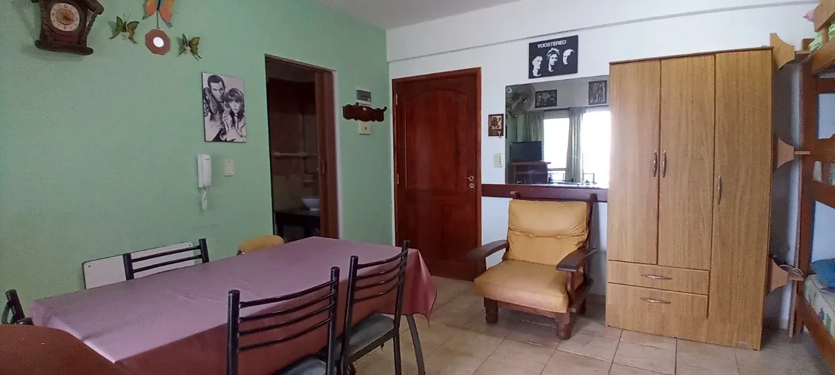 2 Ambientes En Pleno Centro Con Vista Al Mar!!