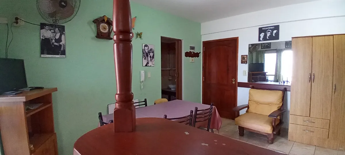 2 Ambientes En Pleno Centro Con Vista Al Mar!!