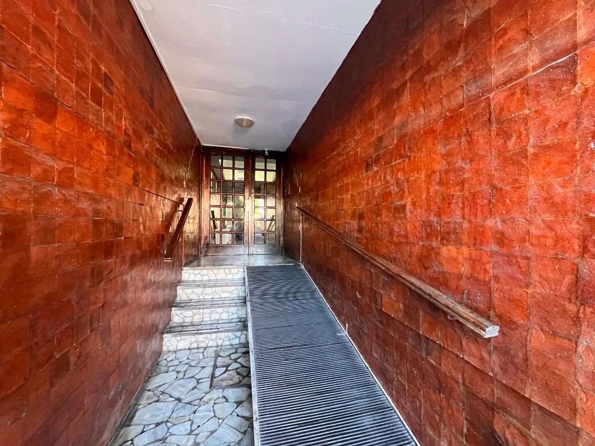 Departamento En Venta En Santa Teresita Con Patio