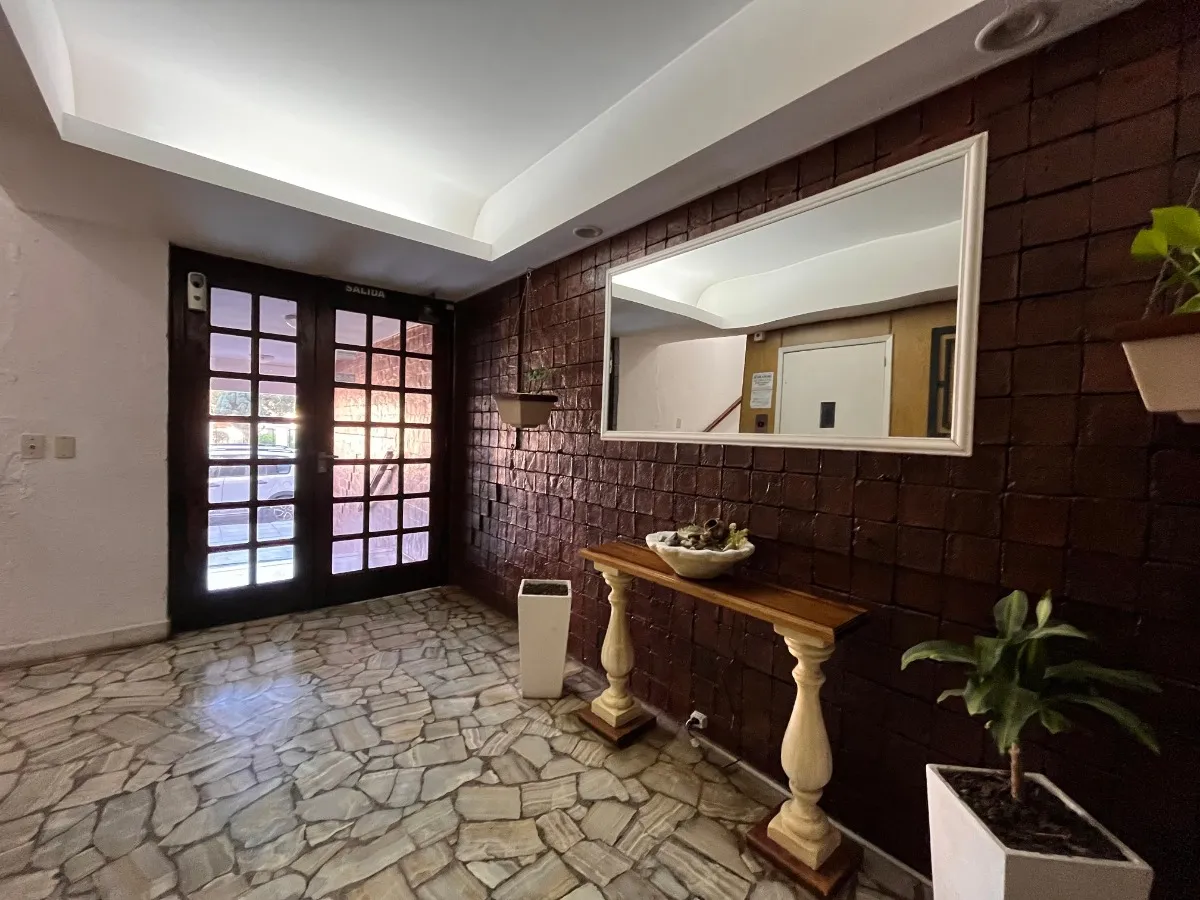 Departamento En Venta En Santa Teresita Con Patio