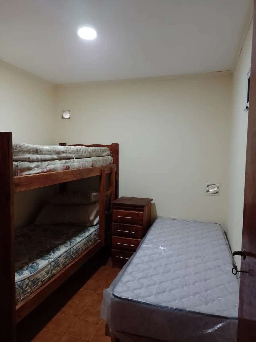 Casa En Venta En Las Toninas Con Jardín