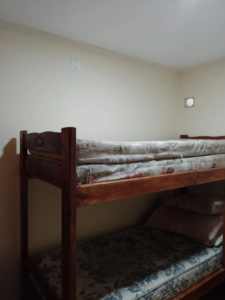 Casa En Venta En Las Toninas Con Jardín