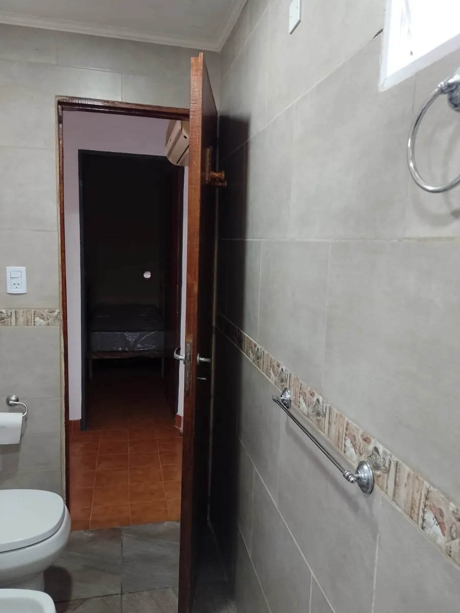 Casa En Venta En Las Toninas Con Jardín