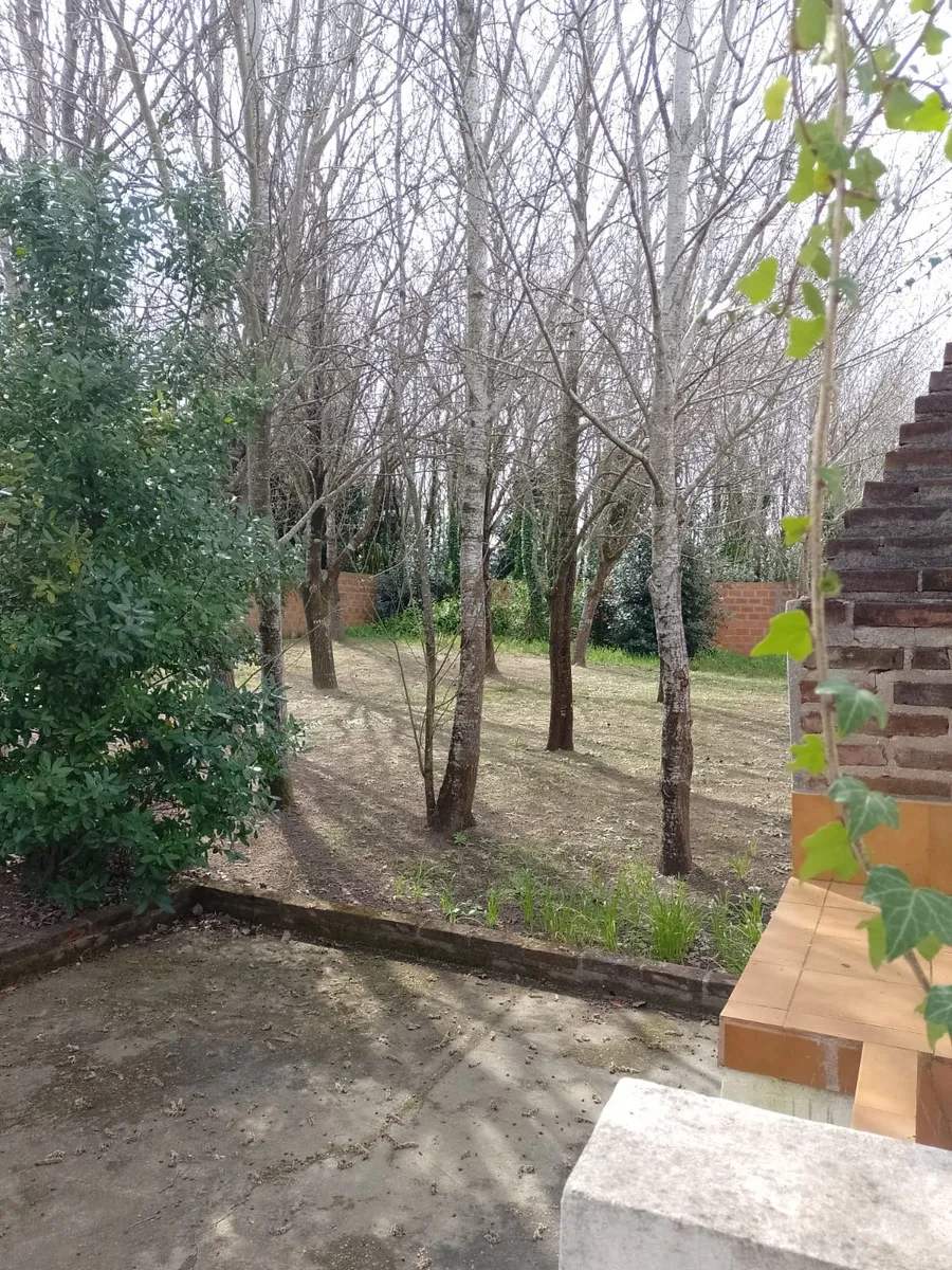 Casa En Venta En Las Toninas Con Jardín