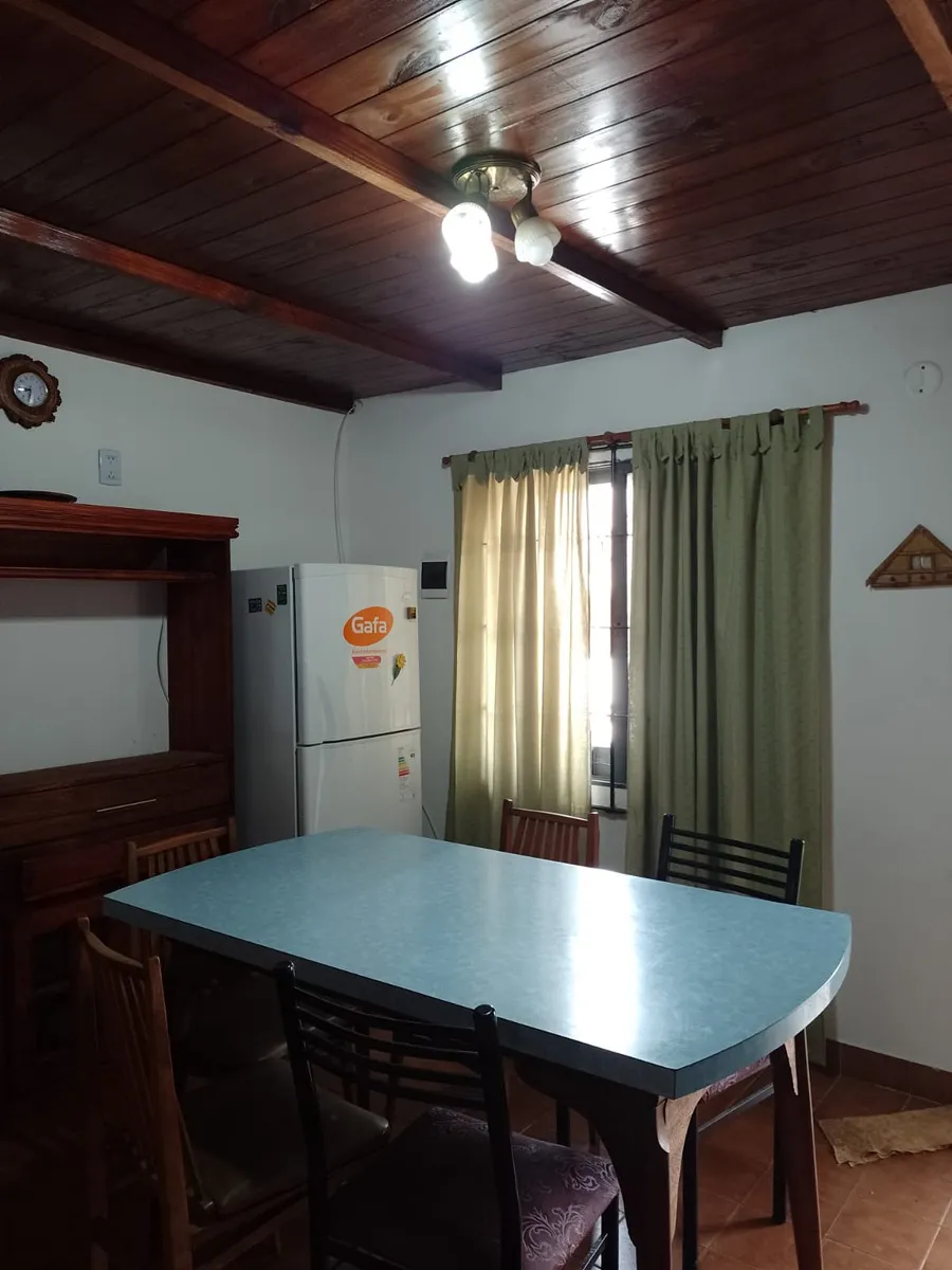 Casa En Venta En Las Toninas Con Jardín