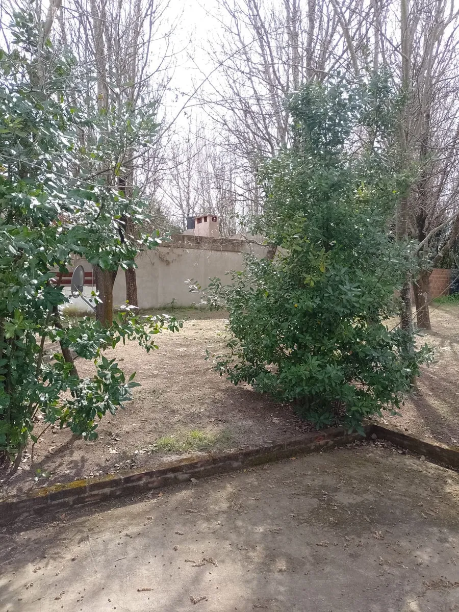 Casa En Venta En Las Toninas Con Jardín