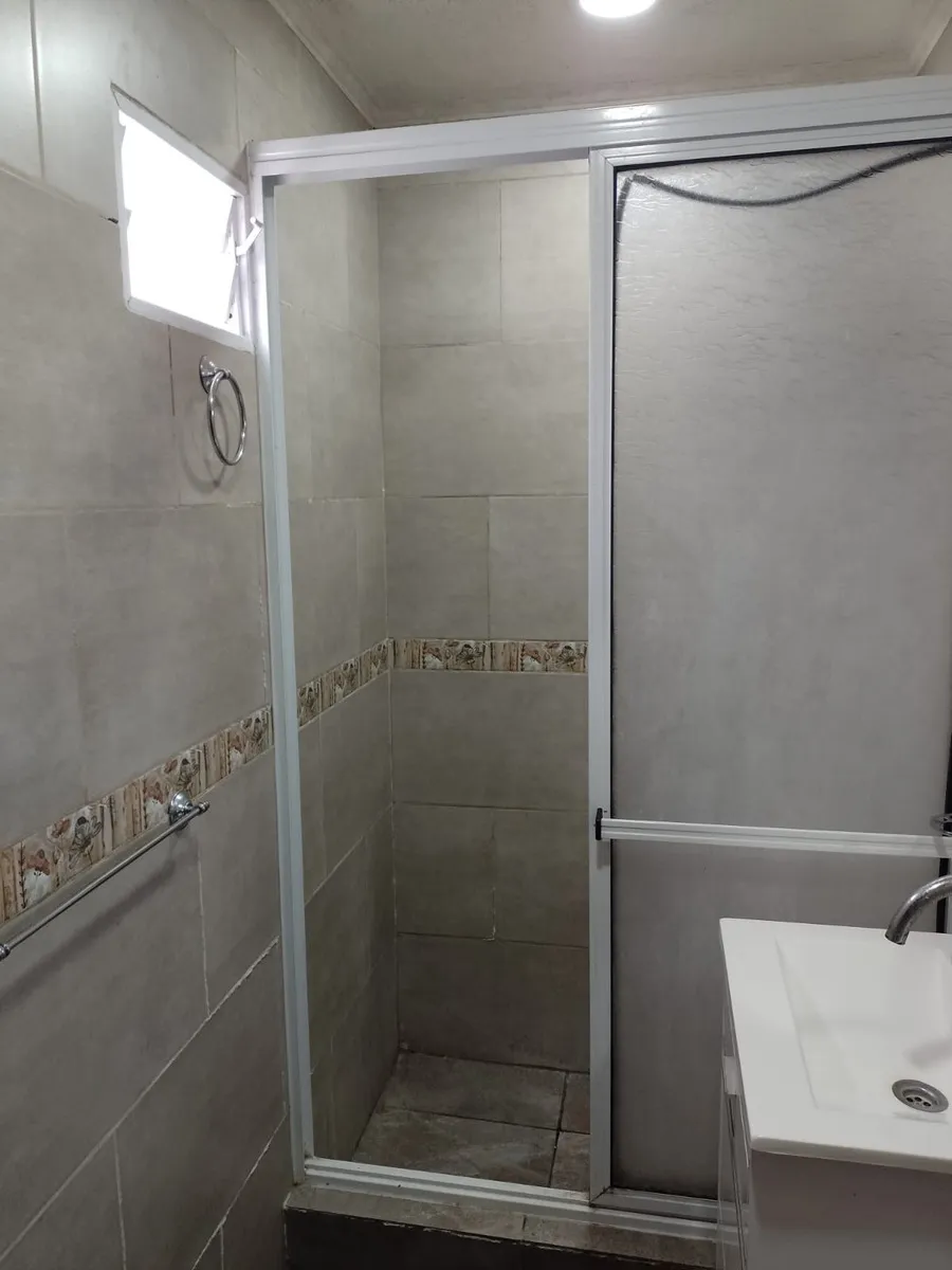 Casa En Venta En Las Toninas Con Jardín