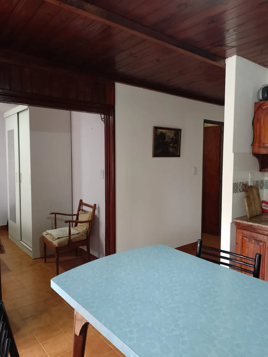 Casa En Venta En Las Toninas Con Jardín