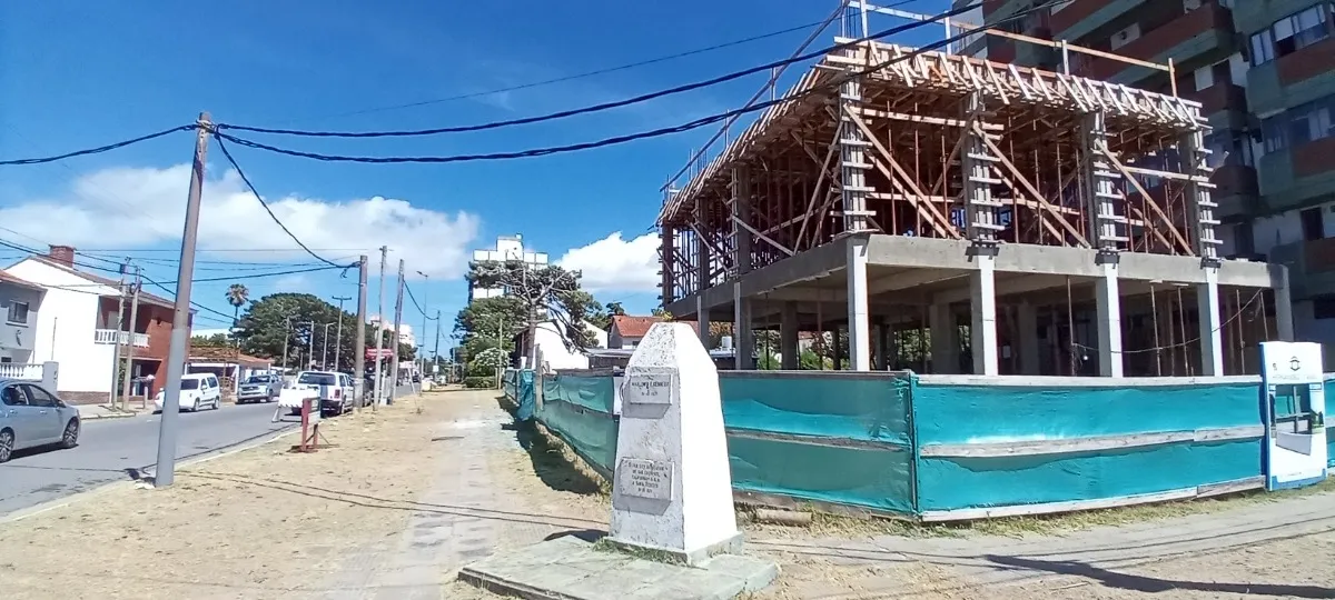 Se Estrena Local En Zona Exclusiva