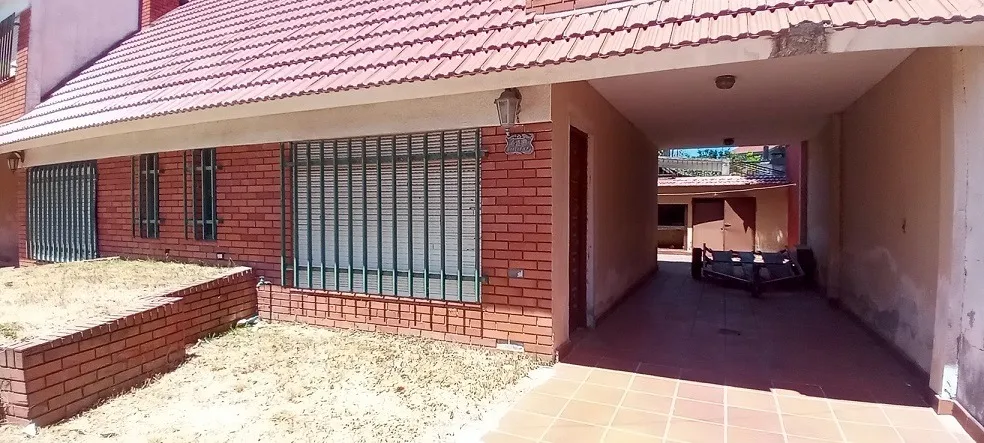 Importante propiedad! Dos casas en block. Santa Teresita
