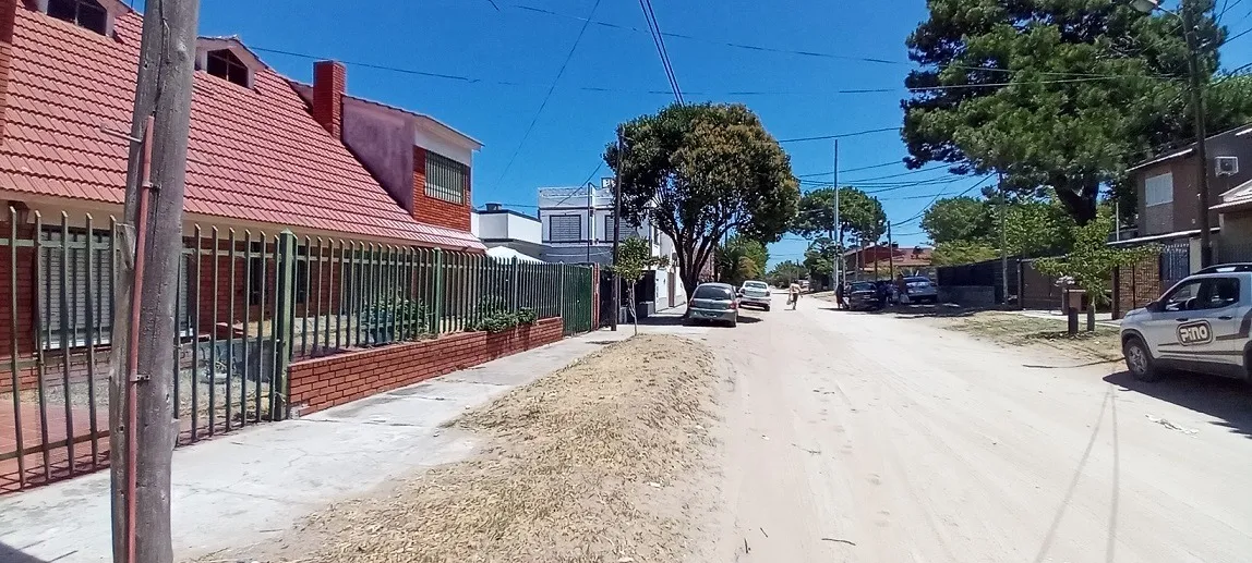 Importante propiedad! Dos casas en block. Santa Teresita