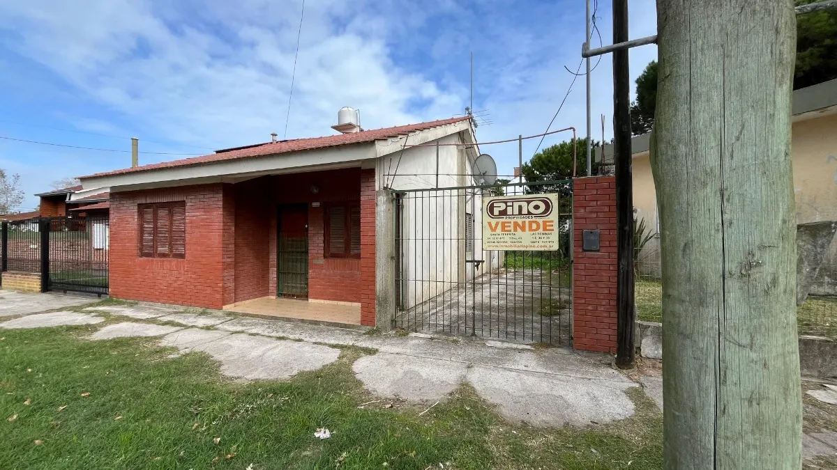 Casa En Venta En Santa Teresita