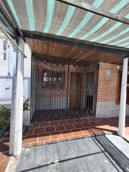 VENDE CHALET + DPTO - MUY AMPLIOS