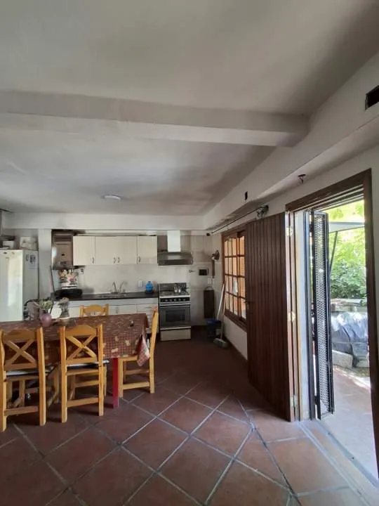 VENDE CHALET + DPTO - MUY AMPLIOS