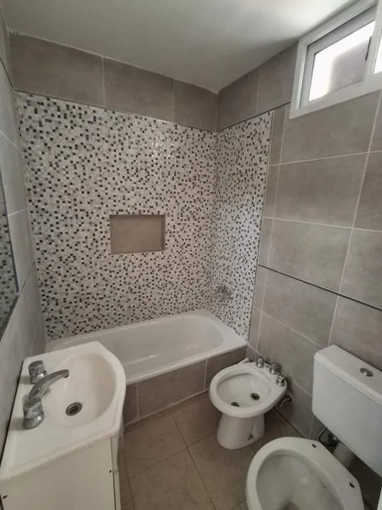 VENDE CHALET + DPTO - MUY AMPLIOS