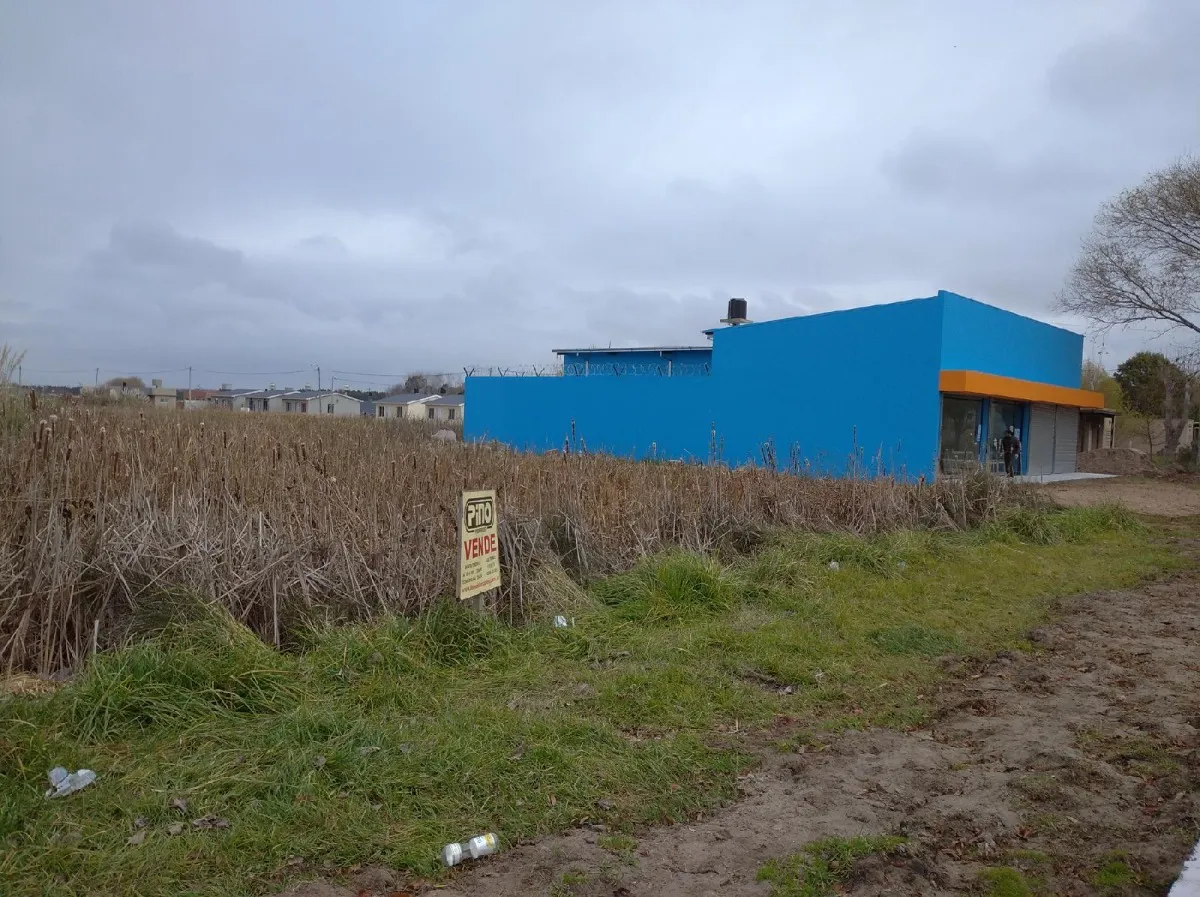 Mar Del Tuyu. Av 79. Entrada. Lote Comercial. Mts De Coto