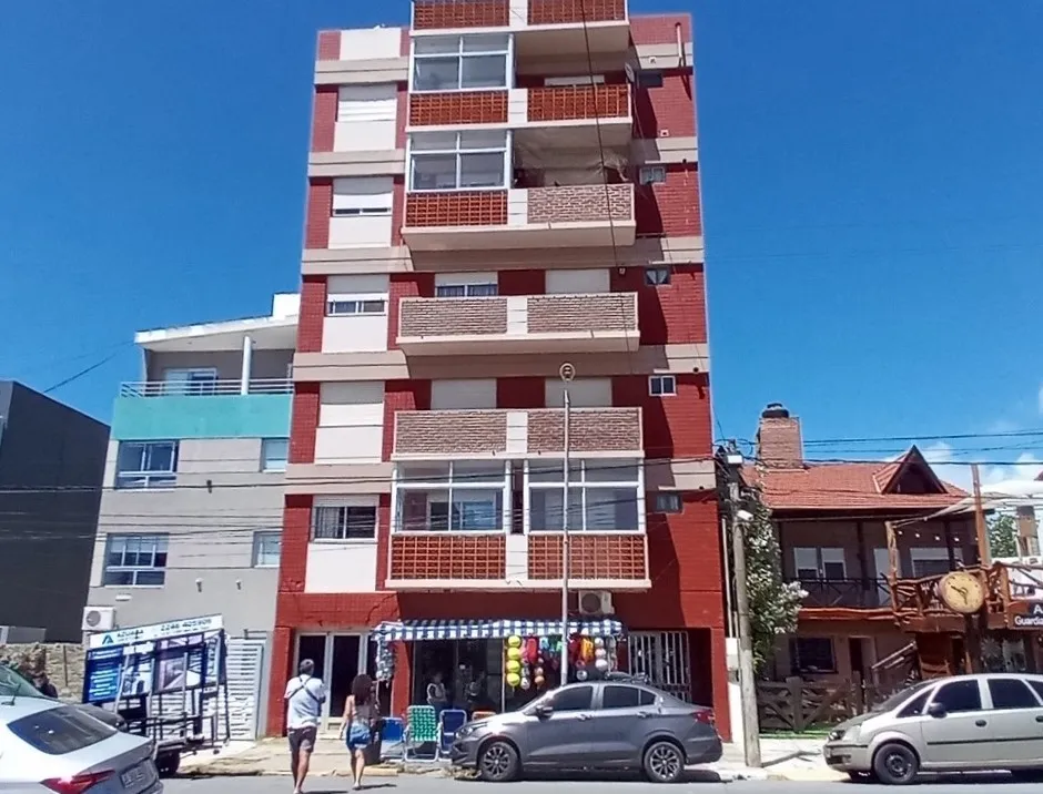 2 Ambientes Con Balcón Y Vista Al Mar!