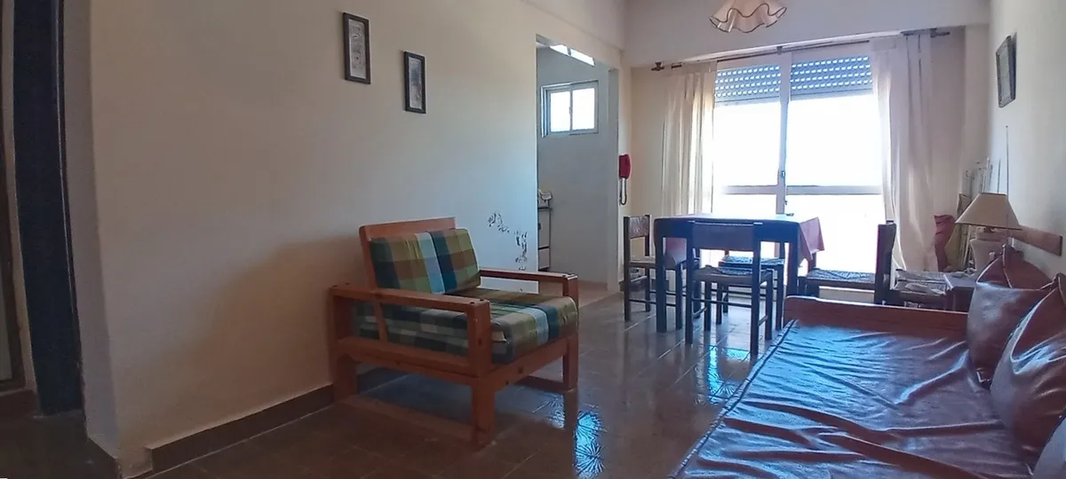2 Ambientes Con Balcón Y Vista Al Mar!