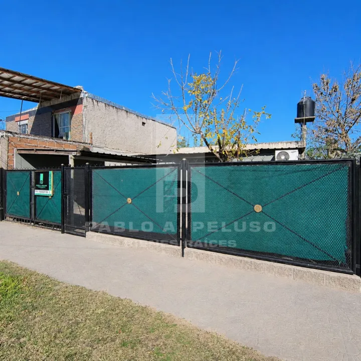 VENTA CASA 4 AMBIENTES. MERLO. ZONA OESTE. BUENOS AIRES.