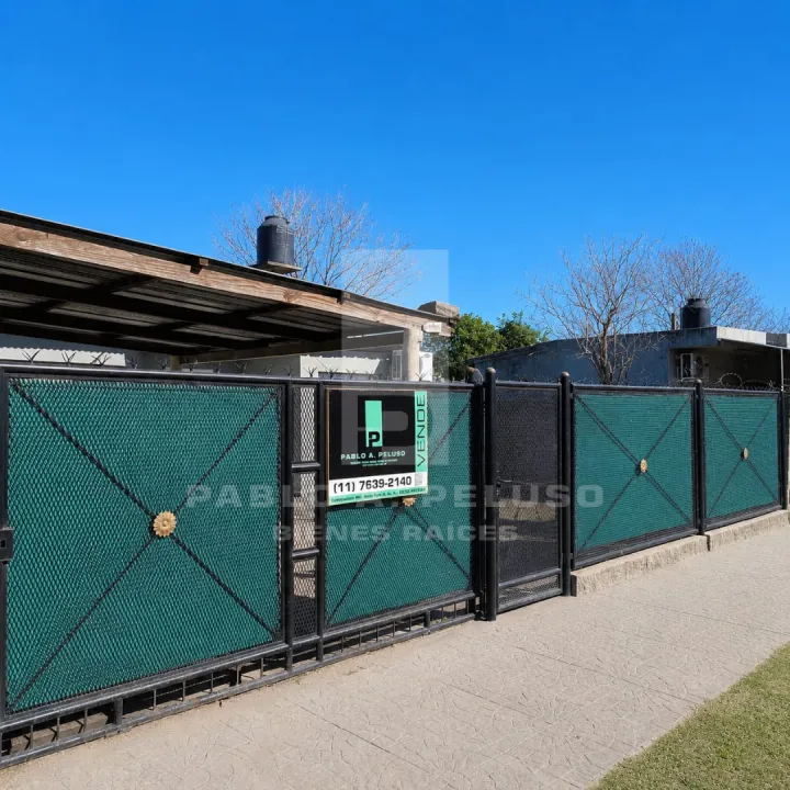 VENTA CASA 4 AMBIENTES. MERLO. ZONA OESTE. BUENOS AIRES.