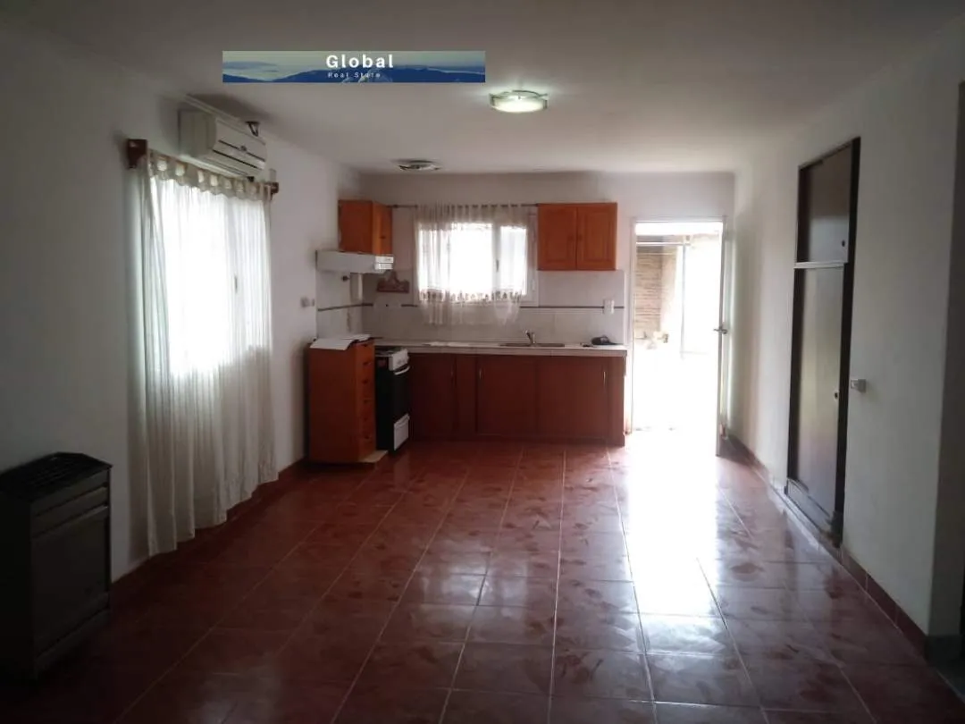 CASA EN VENTA FERNÁNDEZ ORO, RIO NEGRO PATAGONIA ARGENTINA