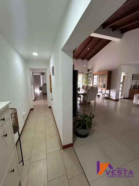 CASA EN ALQUILER CLUB DE CAMPO EL AYBAL ZONA AEROPUERTO