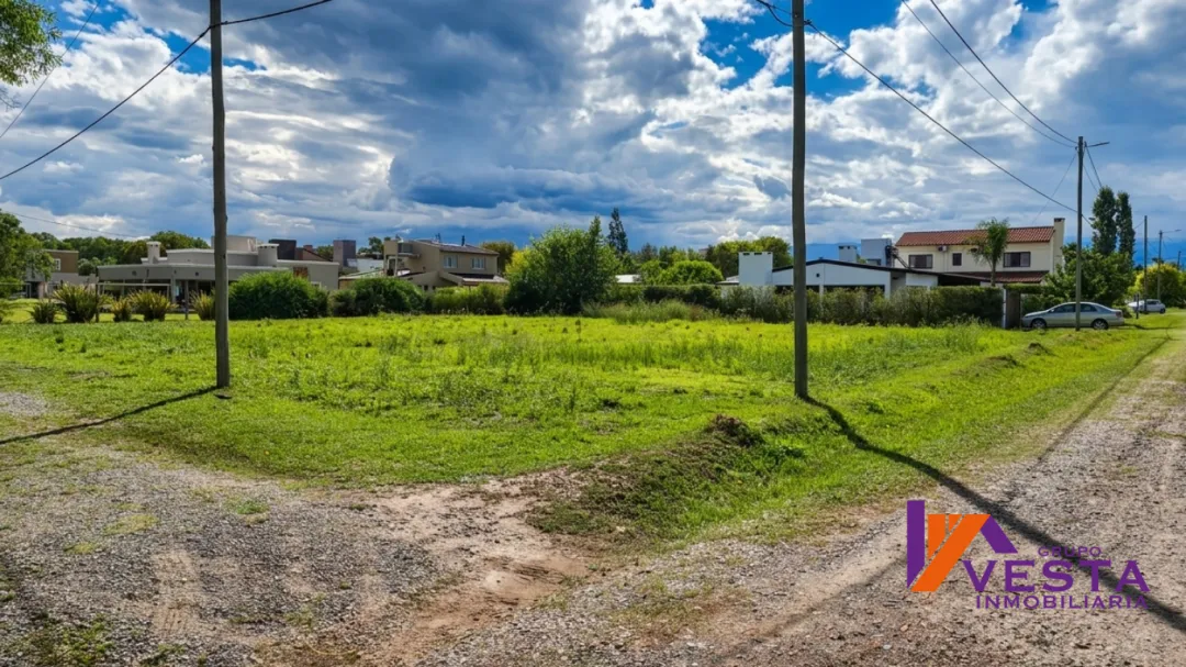BARRIO PRIVADO LOS OLMOS-TERRENO-VENTA-ESQUINA-CERRILLOS-SALTA