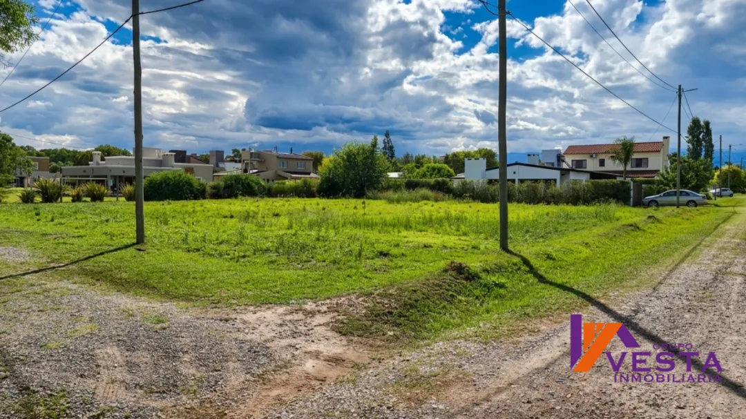 BARRIO PRIVADO LOS OLMOS-TERRENO-VENTA-ESQUINA-CERRILLOS-SALTA