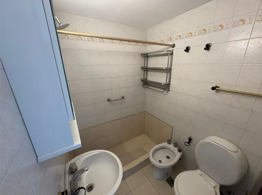 Departamento 3 ambientes con cochera-Alquiler-Ciudad Jardin
