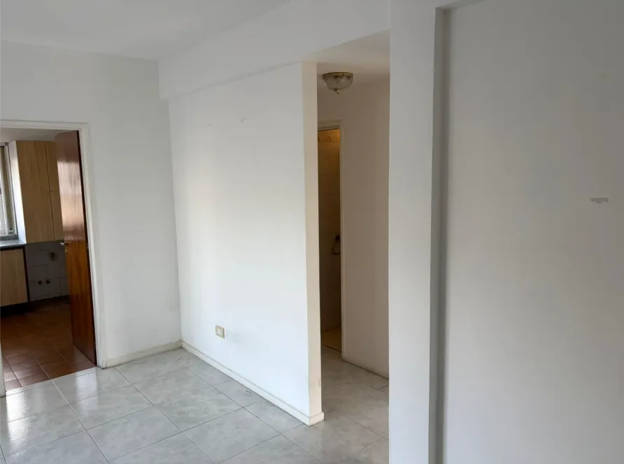 Departamento 3 ambientes con cochera-Alquiler-Ciudad Jardin