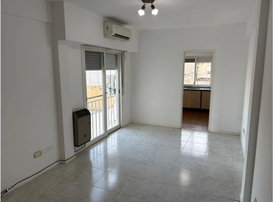 Departamento 3 ambientes con cochera-Alquiler-Ciudad Jardin
