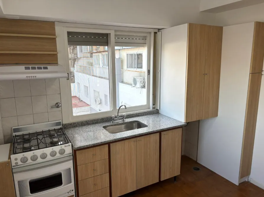 Departamento 3 ambientes con cochera-Alquiler-Ciudad Jardin