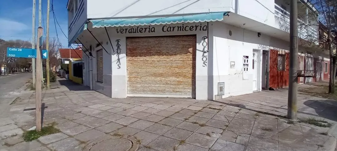 Hermoso local con vivienda y gas natural en Santa Teresita