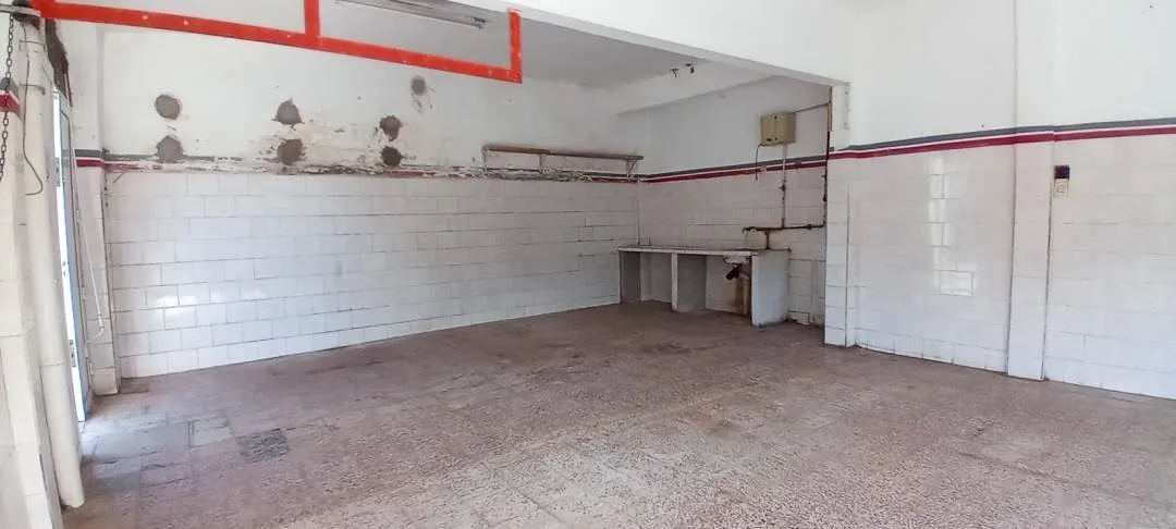 Hermoso local con vivienda y gas natural en Santa Teresita